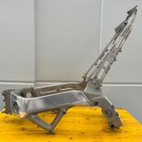 Aprilia Rsv4 factory vari pezzi, telaio, serbatoio