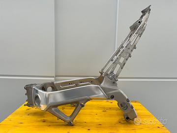 Aprilia Rsv4 factory vari pezzi, telaio, serbatoio