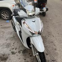 Honda sh 300 2020