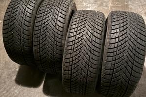 Gomme da neve nuove