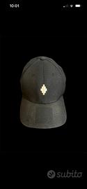 cappello marcelo burlon