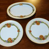 Piatti Thun Country grandi+ ovale, in porcellana 