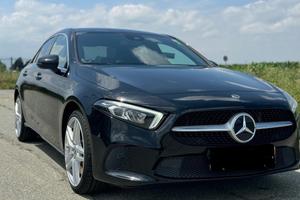 Mrecedes Benz A200 Sedan premium