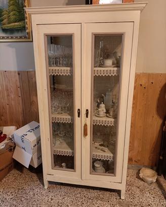 vetrina shabby