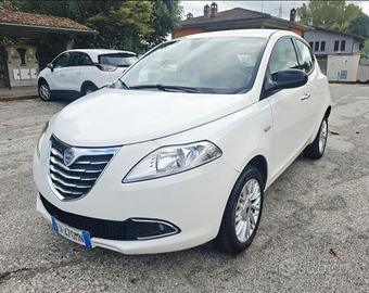 Lancia ypsilon 0.9 12 mesi GARANZIA 