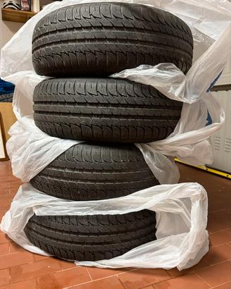 Lotto gomme + cerchioni
