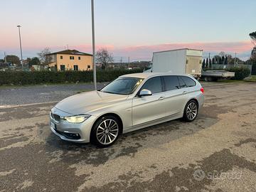 BMW 320d Luxury Line (2.0 190cv)