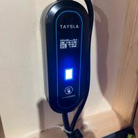 Carica batterie Cupra e gruppo WAG