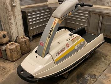 Yamaha superjet 650 moto acqua jetski