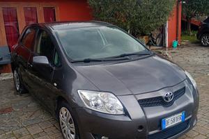 TOYOTA AURIS 1.4 TURBO DIESEL 