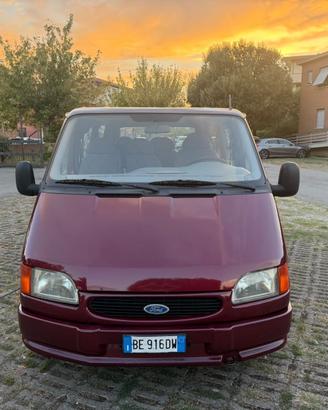 Ford Transit tourneo 2.5 TD 9 posti