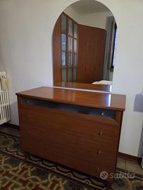 Camera da letto completa in legno massello