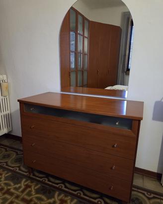 Camera da letto completa in legno massello