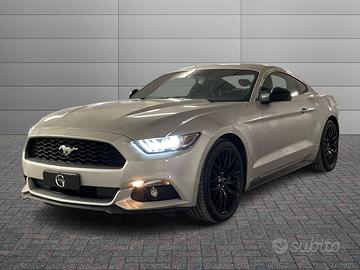 FORD Mustang VI 2015 Fastback - Mustang Fastback 2