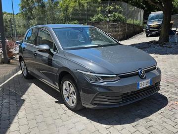 Volkswagen Golf 1.0 eTSI EVO DSG Life