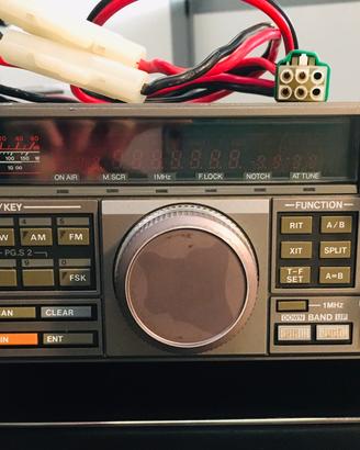 Kenwood TS 440S AT HF + MC 80