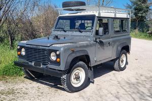 Land Rover 90 Hard Top (HT)