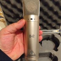 microfono da studio behringer