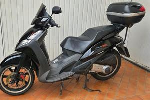 Scooter Peugeot Geopolis RS 250 - Motore Piaggio