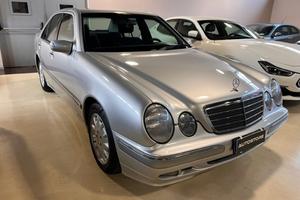 Mercedes-benz E 200 E 220 CDI EXECUTIVE