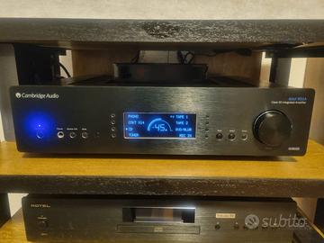 Amplificatore Cambridge AZUR 851A.