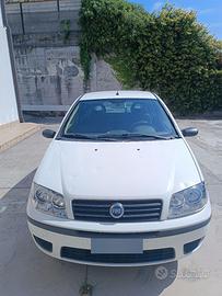 Fiat Punto Active anno 2004