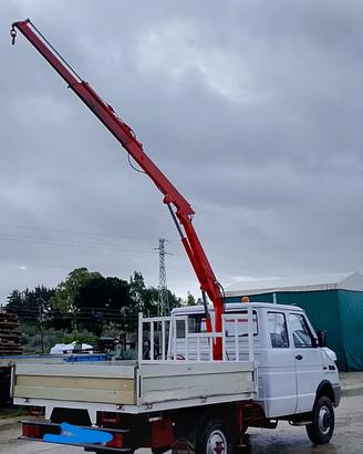 Iveco daily 35.10 con gru