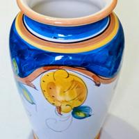 Vaso in ceramica con decoro limoni e foglie 