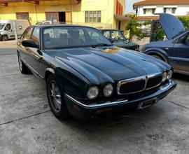 Jaguar XJ 4.0 cat executive