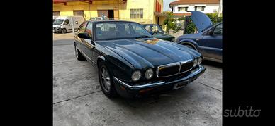 Jaguar XJ 4.0 cat executive