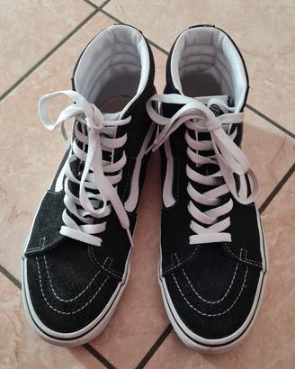 Scarpe VANS n°38,5 nere e bianche