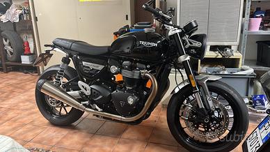 Triumph Speed Twin 1200