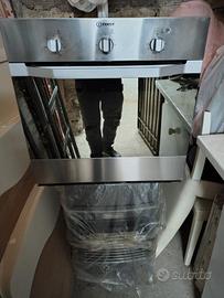 forno Indesit ventilato