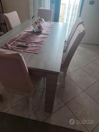 Tavolo con 6 sedie
