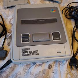 Nintendo SNES PAL + pad + cavi + FIFA 97 e F1 pole