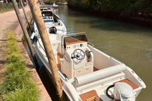 Barca Arkos Open 507 + Evinrude 40/60cv e-tec