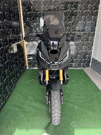 Moto xadv 750