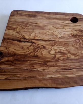 Tagliere in legno massello di ulivo