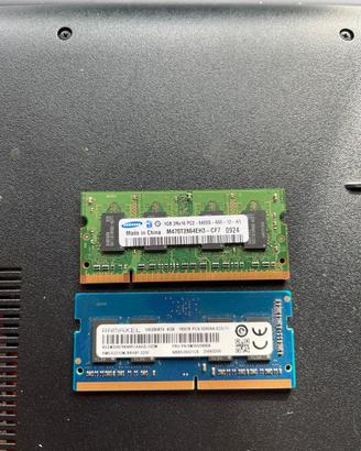 SODIMM 4GB DDR4 3200MHz + 1GB DDR2