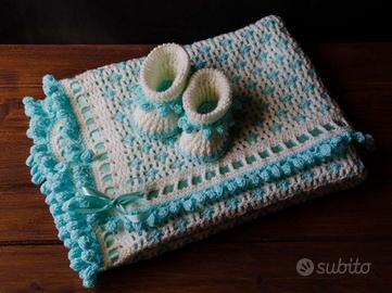 Coordinato copertina più babbucce baby