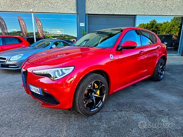 Alfa Romeo Stelvio 2.0 Turbo 280 CV Q4 VELOCE