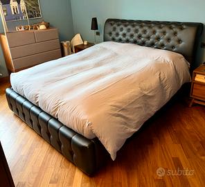 Letto matrimoniale ecopelle nero