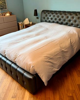 Letto matrimoniale ecopelle nero