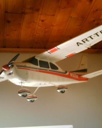 Aereo RC Cessna 182
