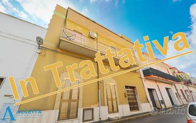 Palazzo / Stabile a Taranto