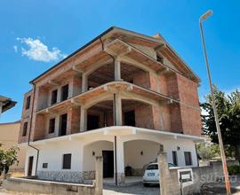 Casa Francavilla marittima finito o grezzo