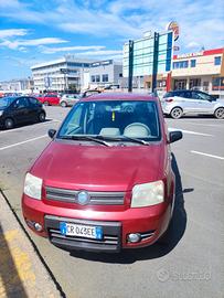 Fiat Panda 1.2 4x4 con gancio traino 