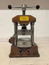 vulcanizzatore stampi