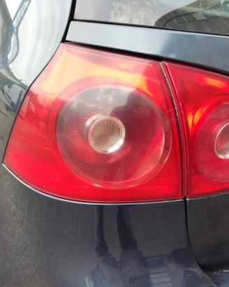 Fanale posteriore sx VOLKSWAGEN GOLF 5 2005