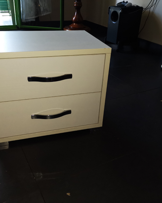 Comodino cameretta bianco